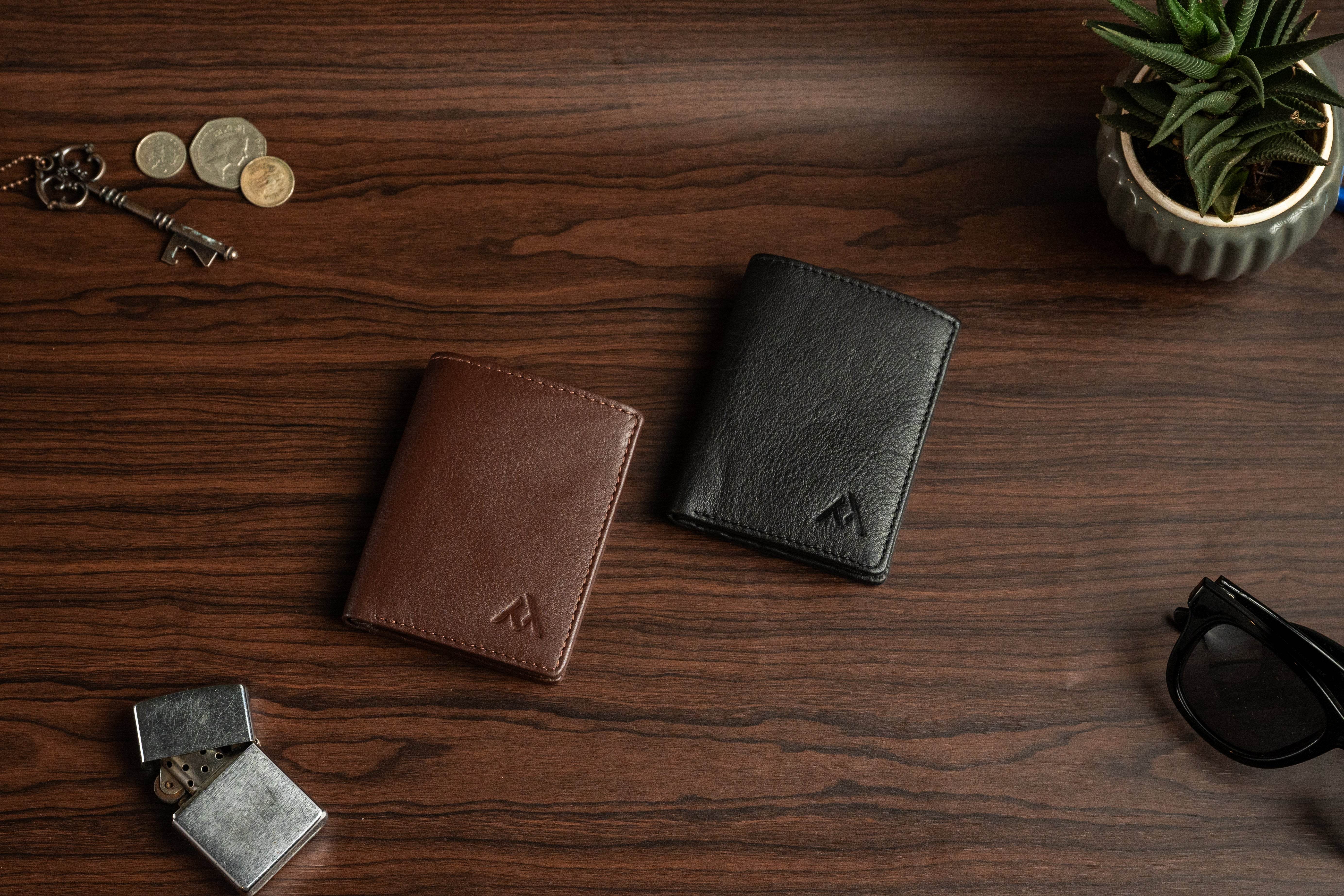 RFID Leather Card Holder with Extra Flap & ID Mesh - Tom Tanners