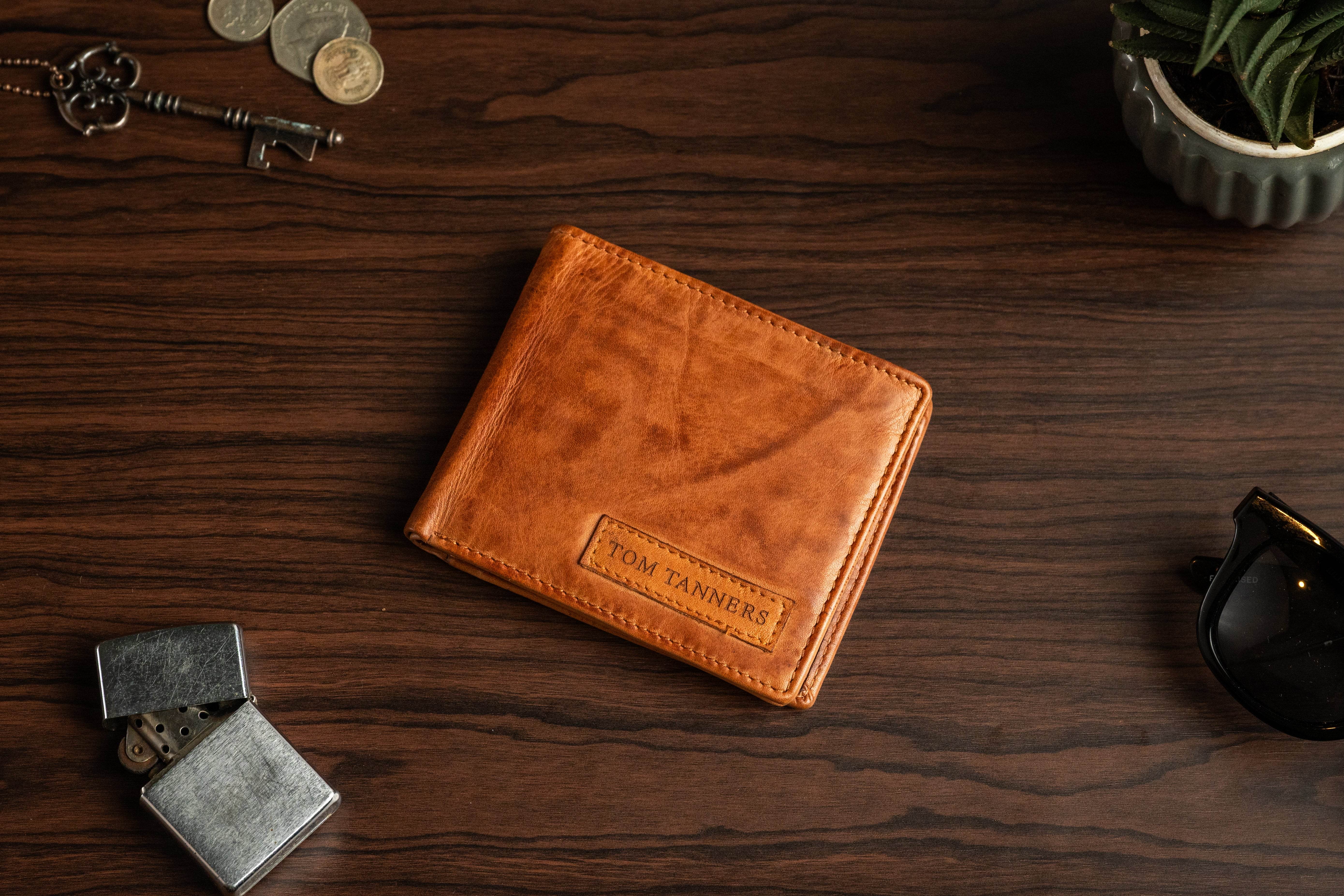 Marvella – Men’s Raw Leather Wallet with Bold Finish - Tom Tanners