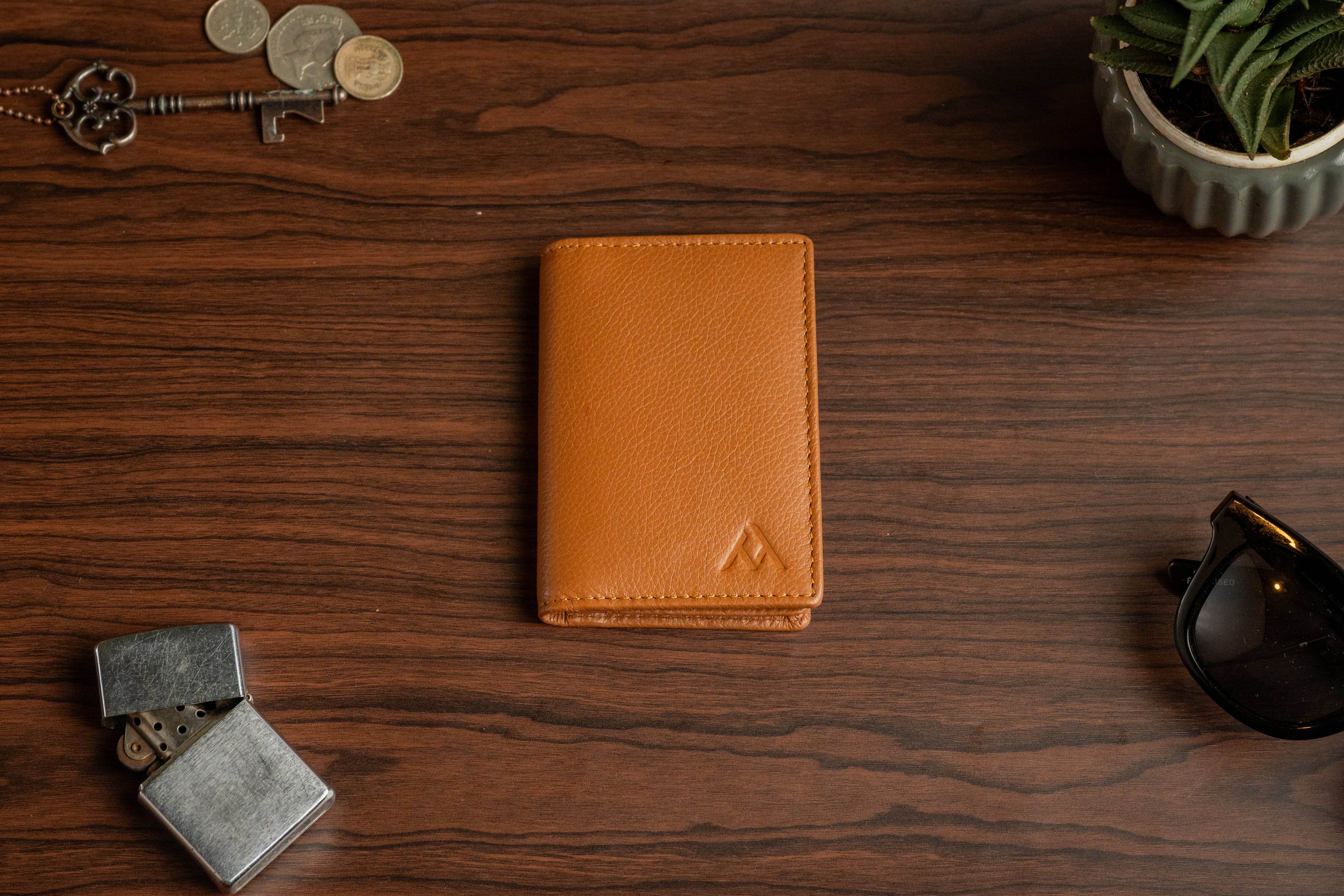 Bifold Leather Card Holder – Slim & High Capacity - Tom Tanners