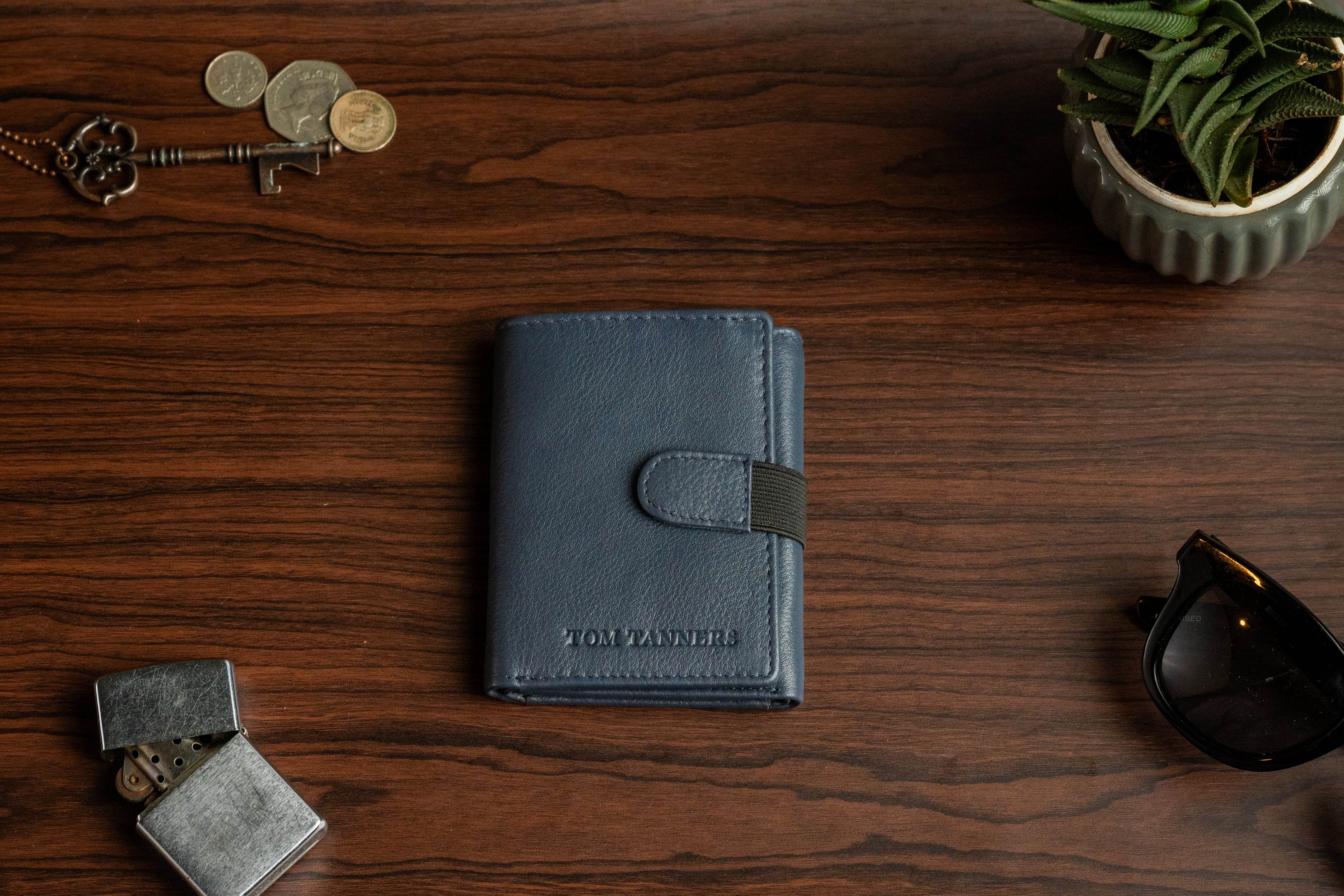 Men’s Trifold Wallet with Extra Card Flap & Elastic Closure - Tom Tanners