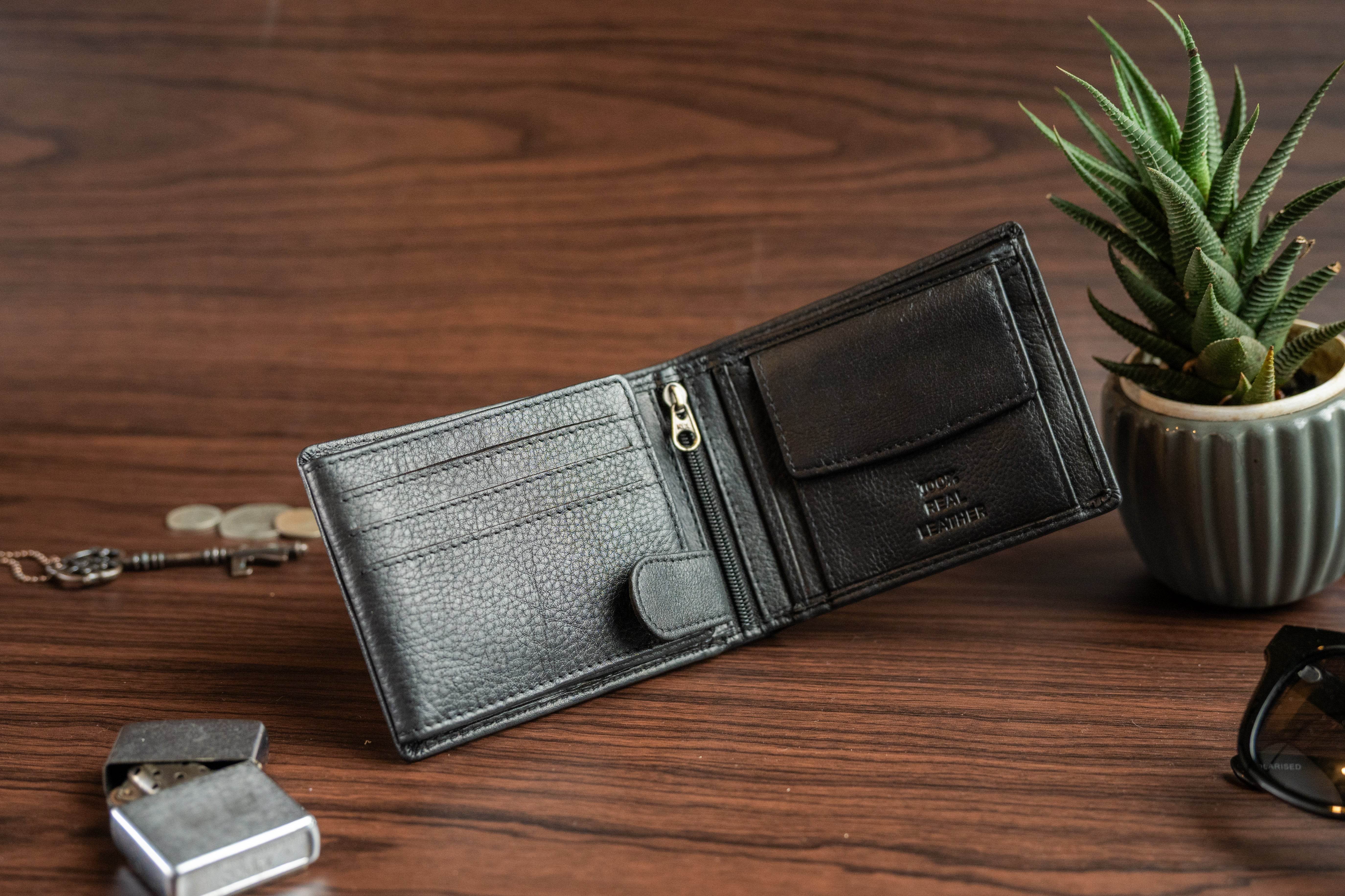 Men’s Classic Wallet with Zip & Secured Flap - Tom Tanners