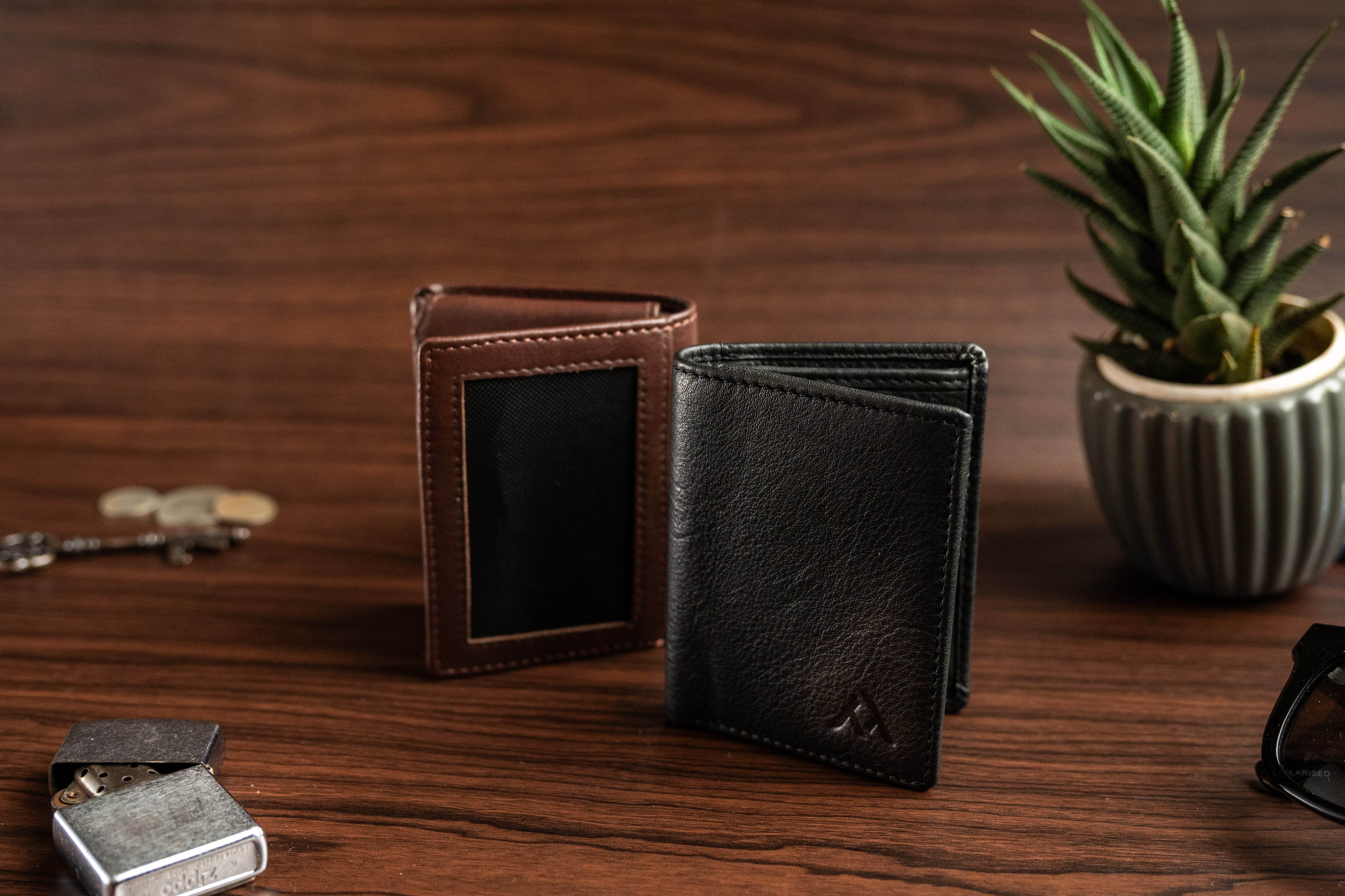 RFID Leather Card Holder with Extra Flap & ID Mesh - Tom Tanners